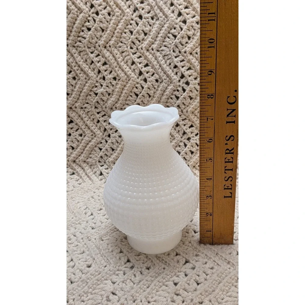 Unbranded vintage milk